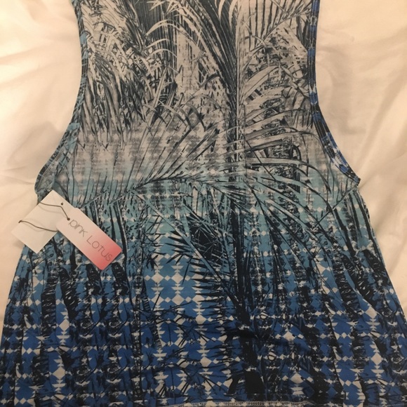 Pink Lotus Sleeveless Tee - Picture 4 of 7